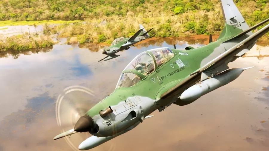 Conheça o caça da FAB que interceptou avião da Venezuela no Amazonas 