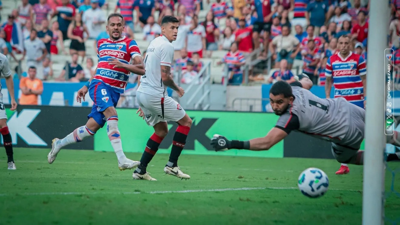 Fortaleza encerra jejum e vence o Vitória na estreia de Martín Palermo