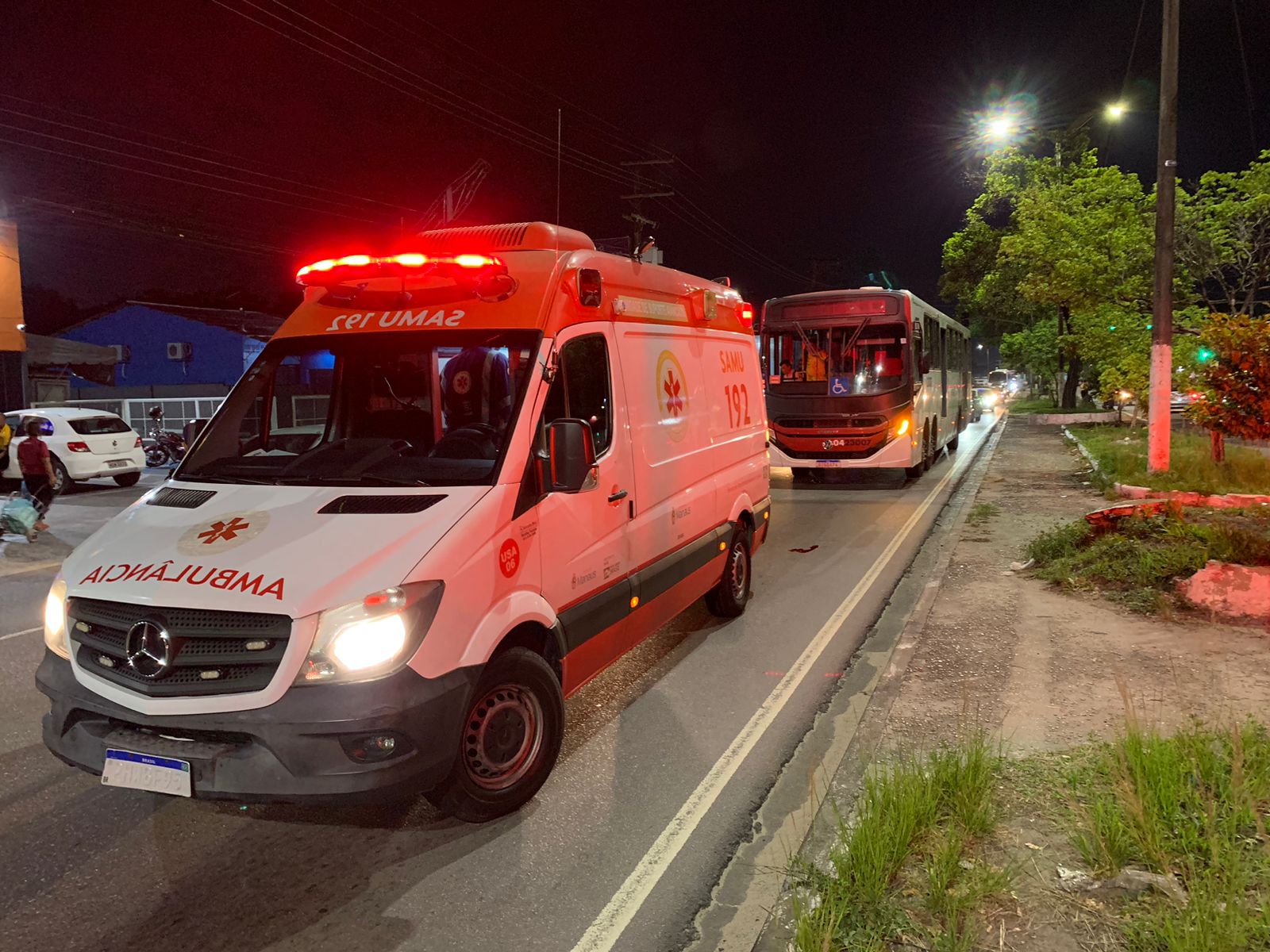 Homem é atropelado por ônibus no bairro Cidade Nova