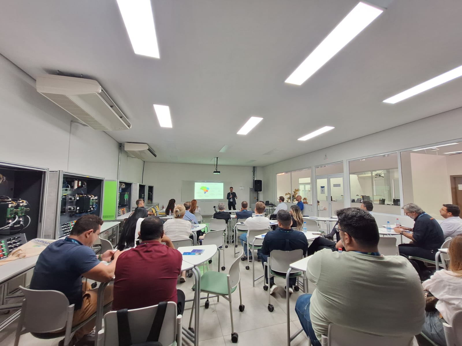 Inovação e negócios: Abimaq Embrapii reúne líderes em Manaus