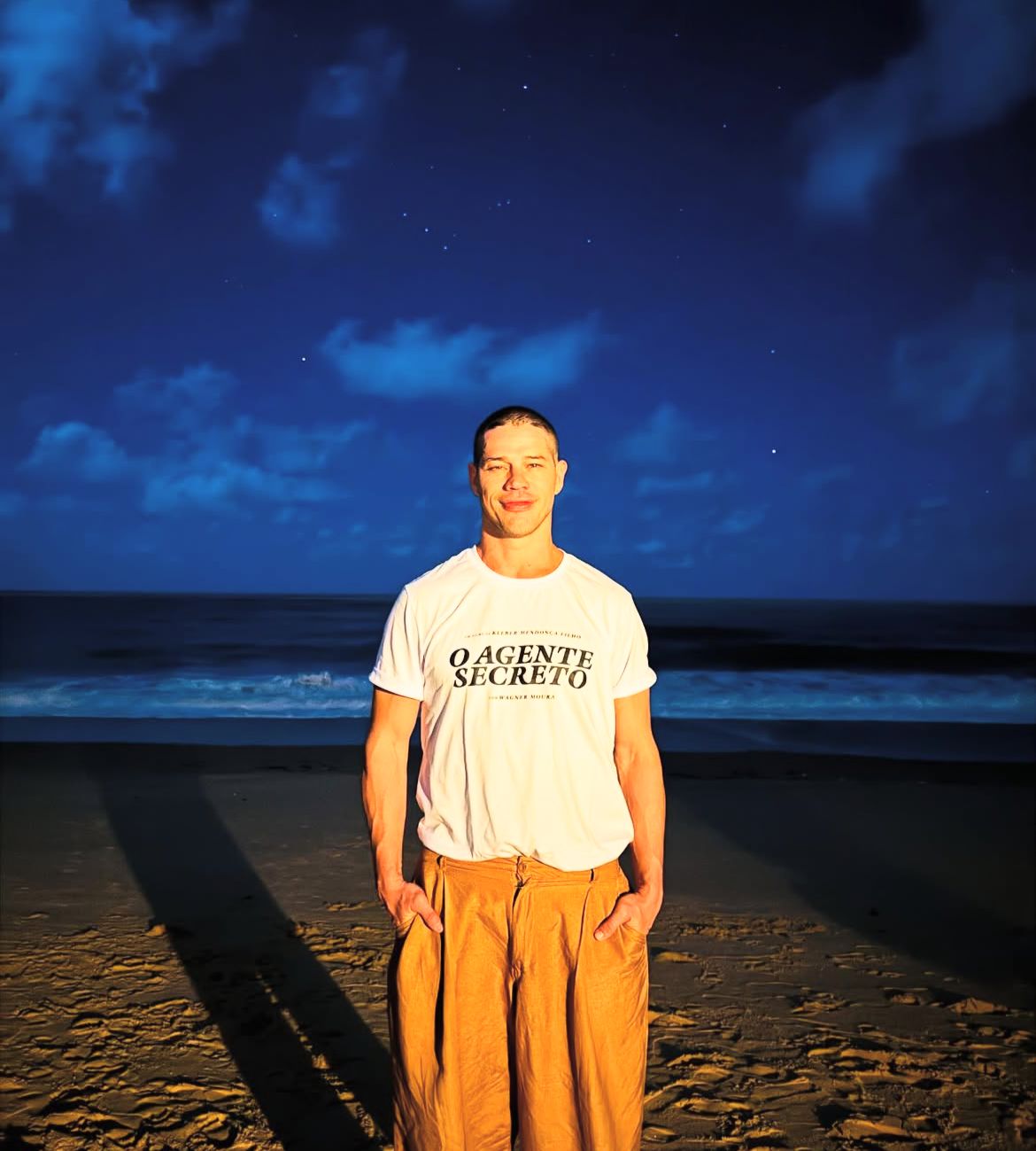 José Loreto assume namoro com atriz de 'Vale Tudo'