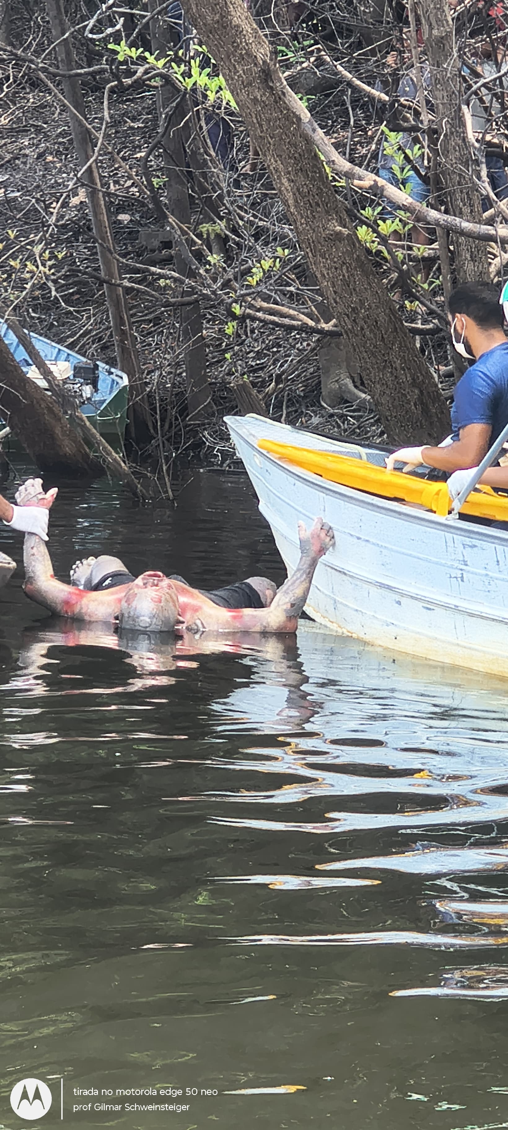 Corpo de homem é achado boiando no rio em Nova Olinda do Norte