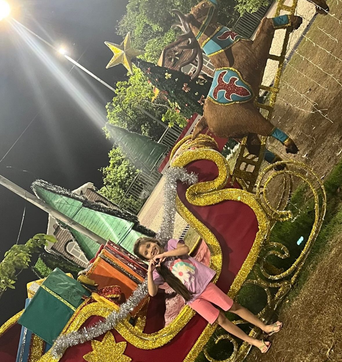 Manaus entrega decoração de Natal na Ponta Negra neste sábado