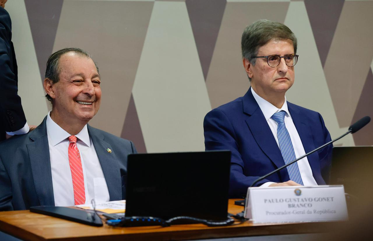 Senado confirma Paulo Gonet na PGR após defesa de Omar Aziz