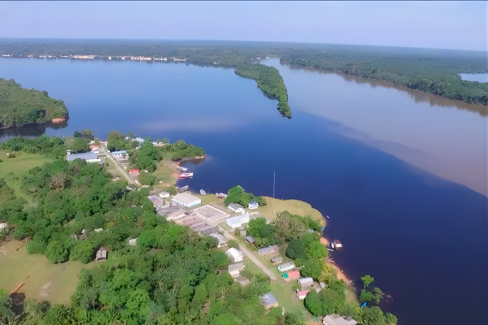 Município do Amazonas revoga lei que concedia privilégios a ex-prefeitos; saiba mais