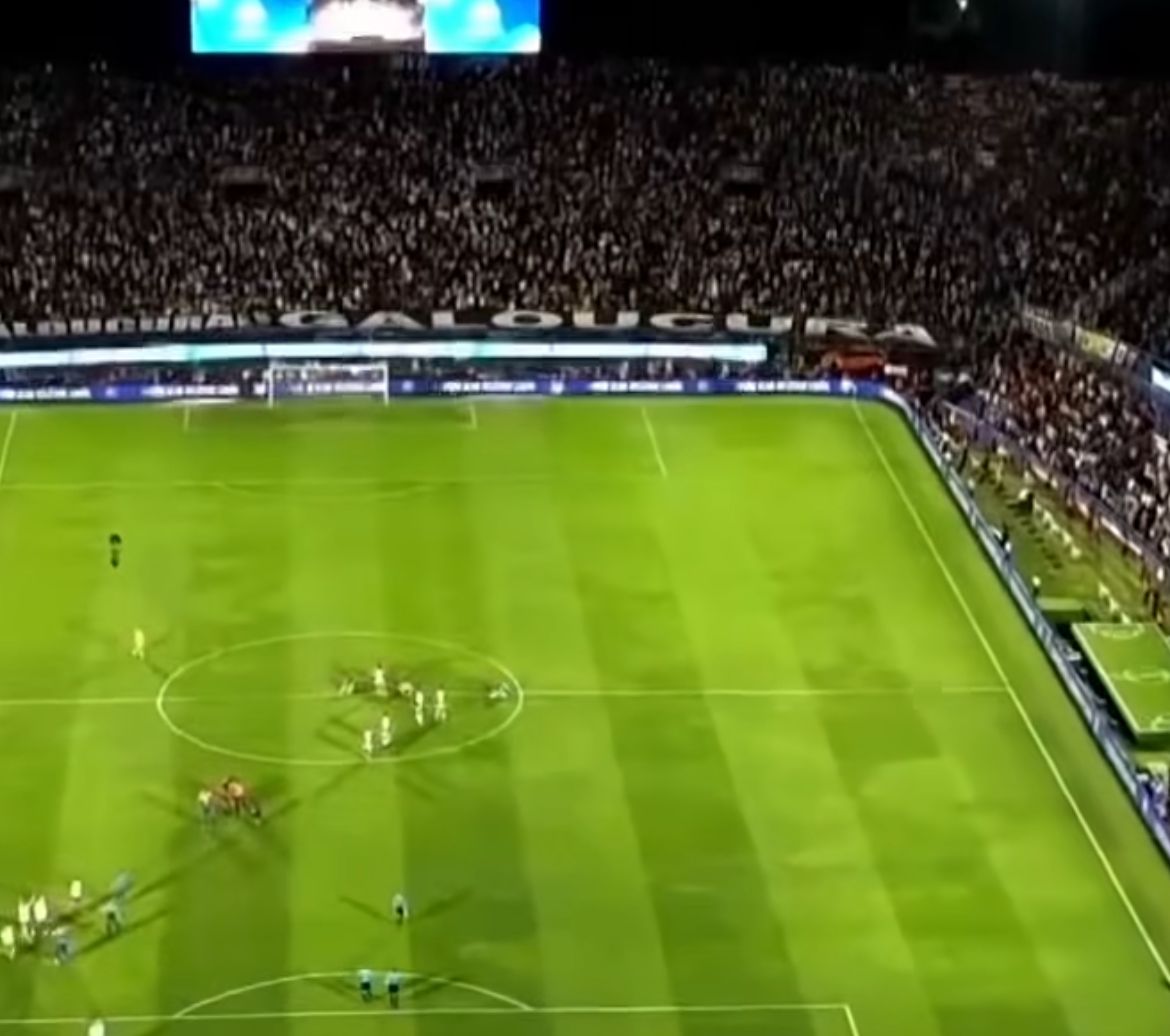 Hulk erra pênalti, Lanús bate Atlético-MG e conquista a Sul-Americana