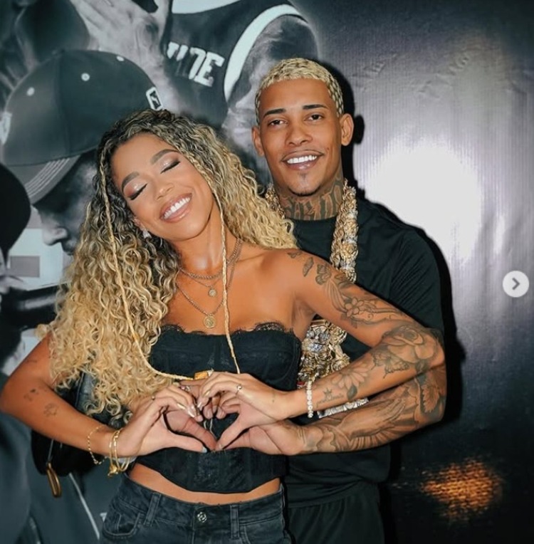 Poze do Rodo expulsa Vivi Noronha de casa após separação