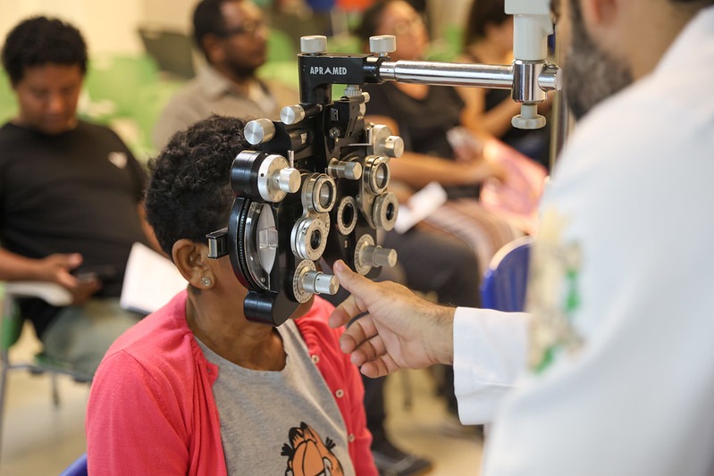 Mutirão oftalmológico do Governo atende 4 mil pessoas no 1º dia em Manaus