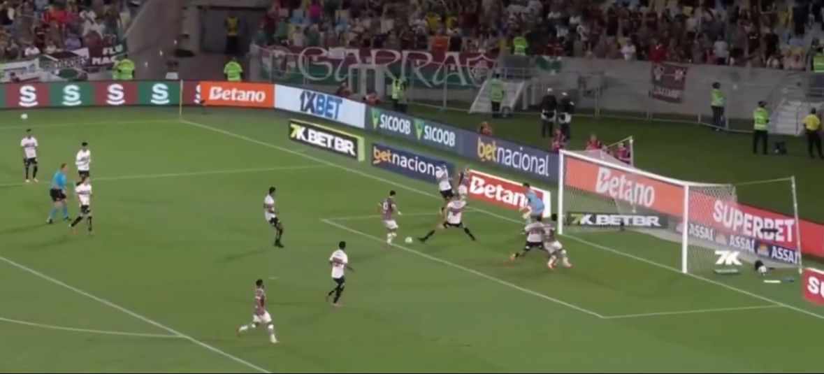 Fluminense aplica goleada histórica de 6 a 0 no São Paulo
