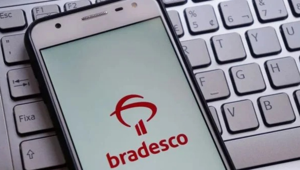 Aplicativo do Bradesco fica fora do ar nesta sexta-feira 