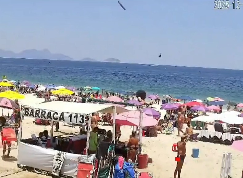 Corpo de piloto é encontrado após queda de avião em Copacabana