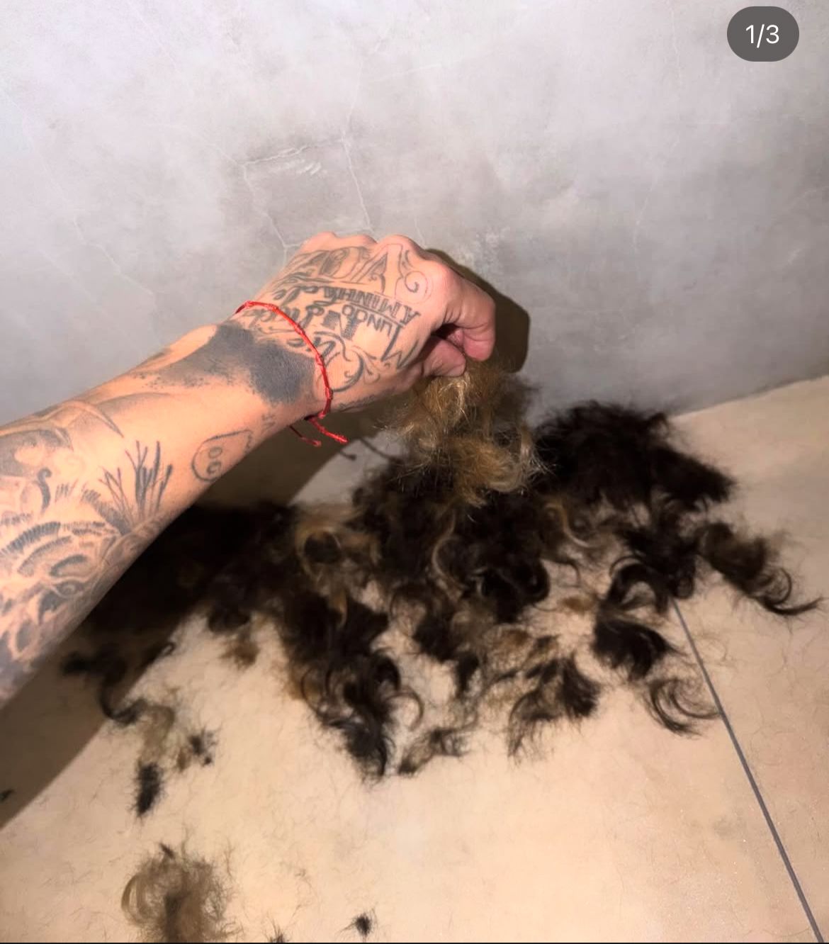 Zé Felipe surge com novo visual após cumprir promessa