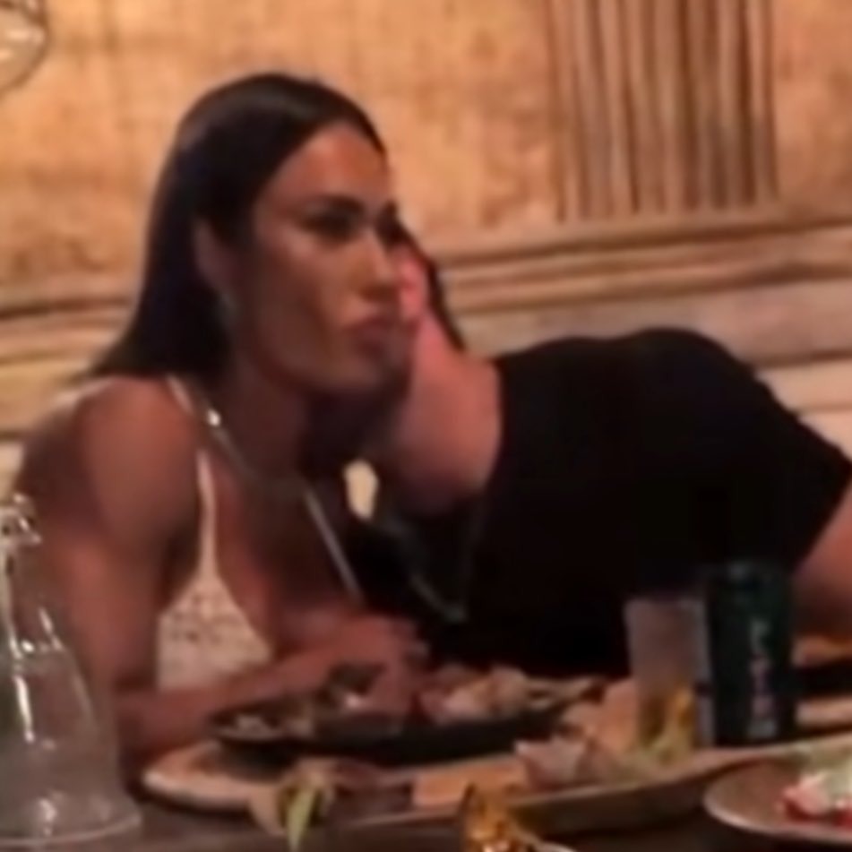 Gracyanne Barbosa vive affair com empresário; veja fotos 