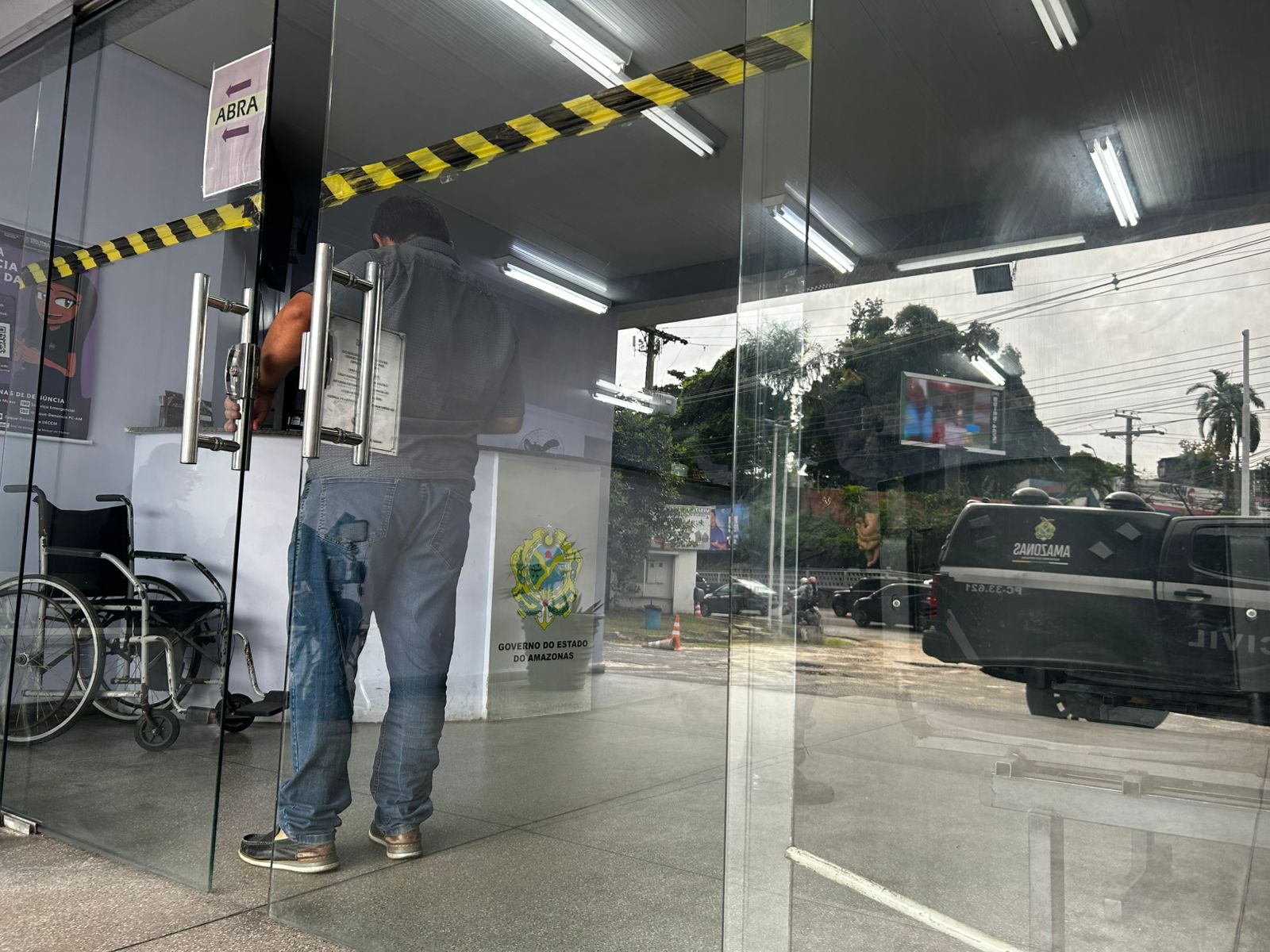 Mulher é detida após esfaquear marido durante confusão no São Raimundo 