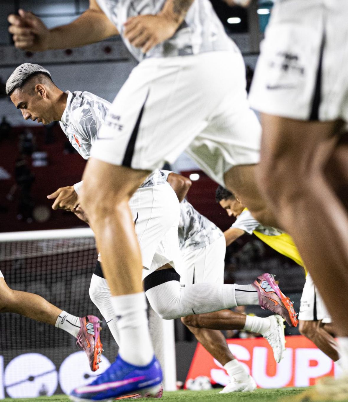 Vasco tropeça em São Januário e adia classificação no Campeonato Carioca