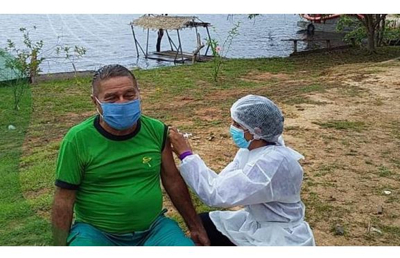Roberto Cidade destaca vacinação para pessoas de 18 anos no interior do Amazonas