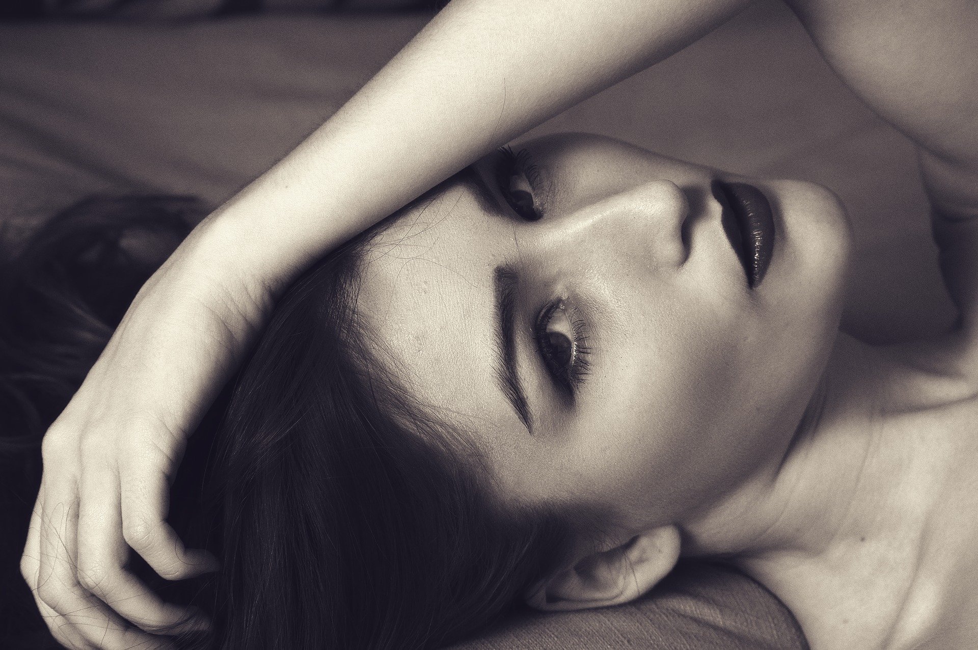 Estudo aponta que 80% das mulheres fingem orgasmos