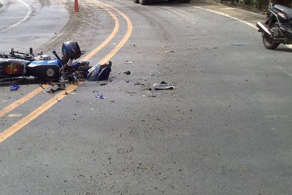 Jovem morre em acidente gravíssimo com motocicleta em Manaus 