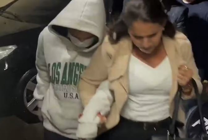 Namorada suspeita de envenenar empresário com morfina se entrega à polícia