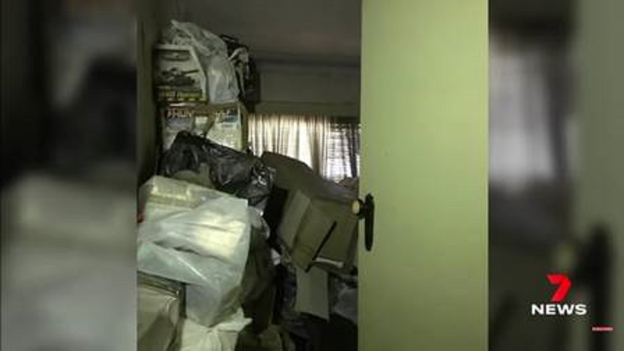 Milionário acumulador guardou corpo de assaltante por 15 anos em mansão