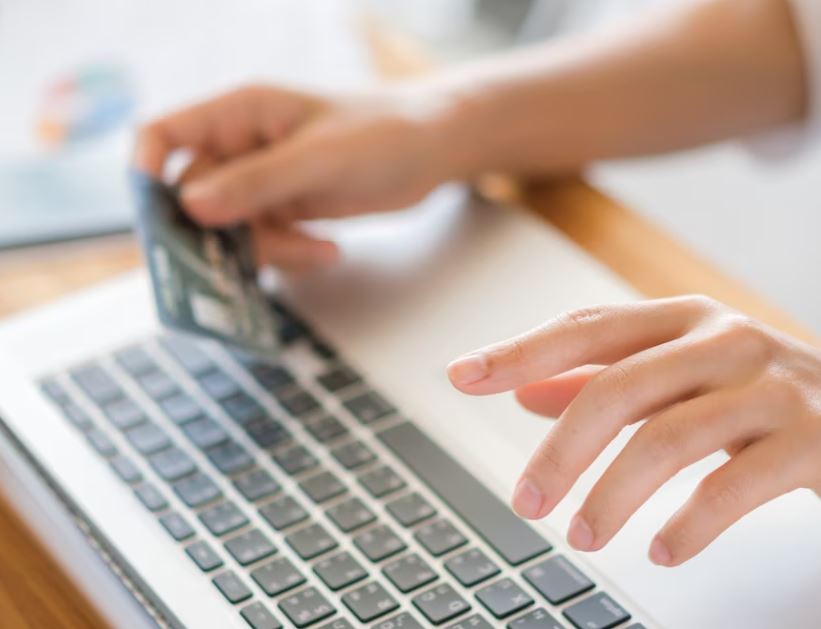 Novas regras para compras internacionais de até US$ 50 começam a valer hoje