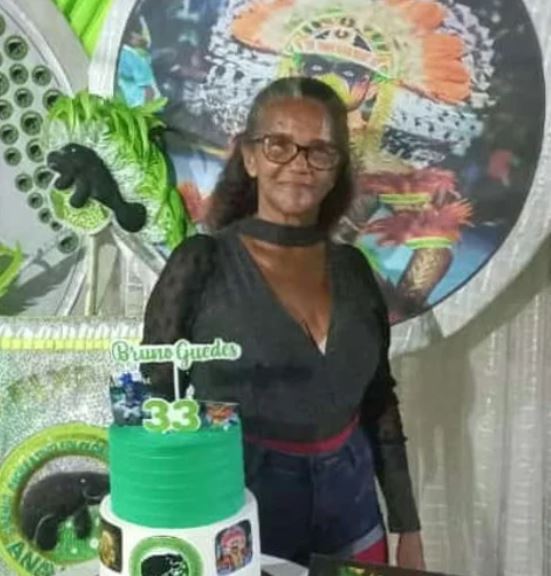 Mulher é encontrada morta a facadas dentro de casa em Novo Airão