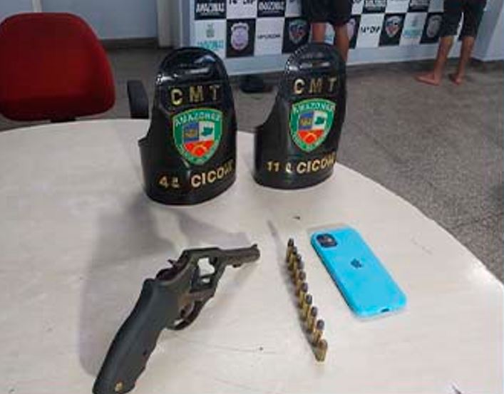 Membro de facção é preso ao ser flagrado 'desfilando' armado no Ouro Verde