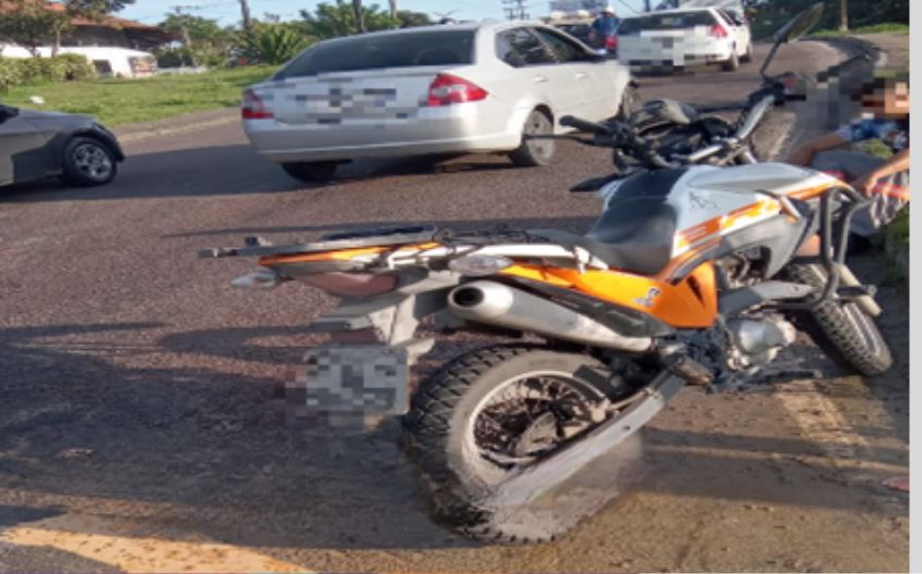 Motociclista fica ferido ao sofrer acidente a caminho do trabalho em Manaus