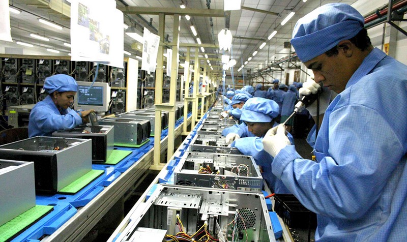 Crise na Zona Franca e saída de empresas acende alerta vermelho no Amazonas