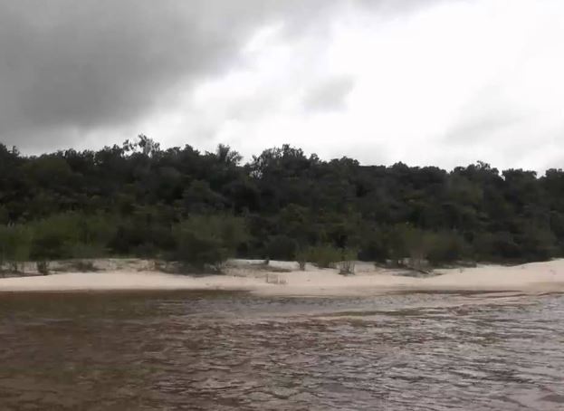 Homem morre afogado após barco naufragar no Amazonas