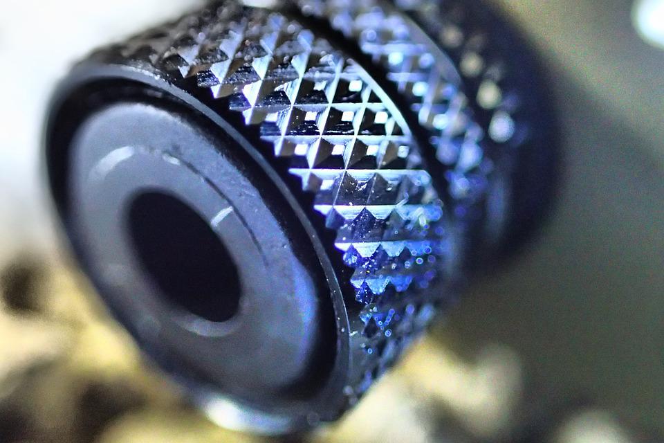 Pistoleiros invadem casa e executam homem na frente da mãe em Manaus