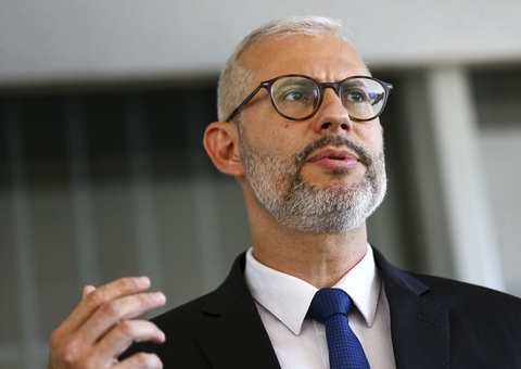 Ministro nega corte de verbas a universidades federais: 'limitação financeira'