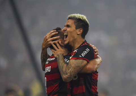 Flamengo iguala Palmeiras como time com mais títulos nacionais 