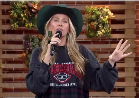 Adriane Galisteu pede por roça falsa em 'A Fazenda 14'