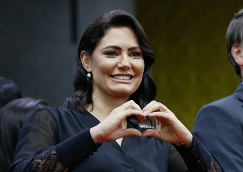 Michelle faz declaração de amor a Bolsonaro após rumores de separação