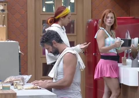 Deborah e Ruivinha trocam farpas: 'Comigo o caos não vai parar nunca'