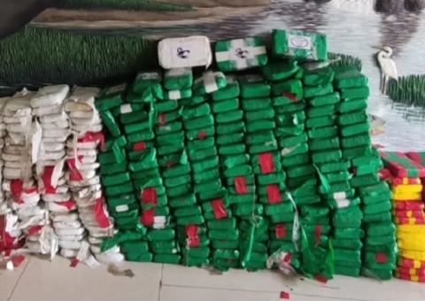 Traficante é preso com mais de 300kg de drogas em barco no Amazonas