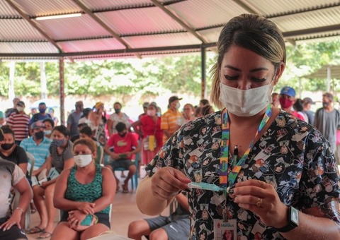 Atrasados com 3ª dose de vacina contra Covid-19 chega a 630 mil em Manaus