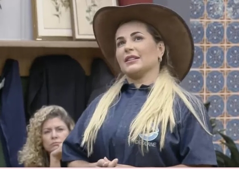 Deolane comemora ao vencer prova do fazendeiro