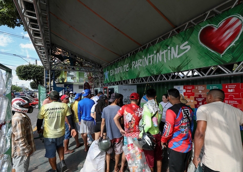 Festival de Parintins: Caprichoso e Garantido disputam título de Campeão Sustentável