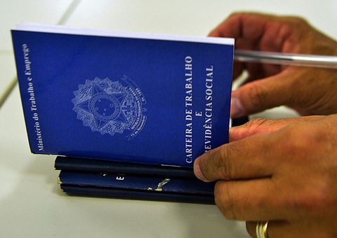 Desemprego cai para 8% no segundo trimestre, menor taxa desde 2014