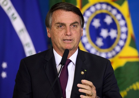 Pedido de impeachment contra Bolsonaro lista mais de 20 crimes; confira