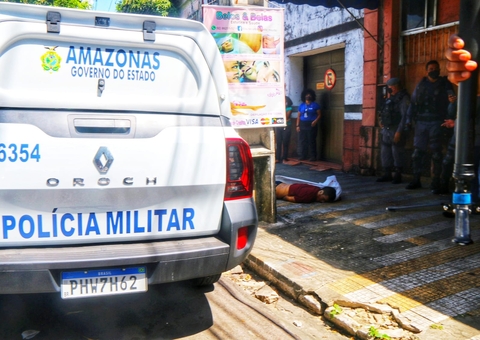 Homem é morto a tiros em plena luz do dia no Centro de Manaus