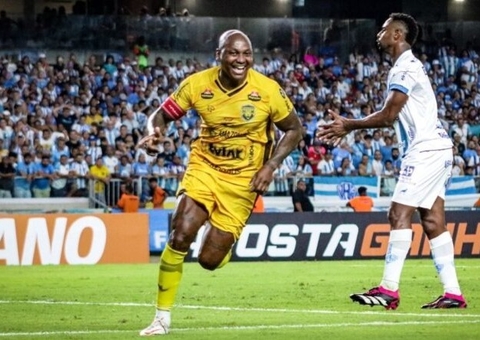 Com Amazonas próximo do acesso, artilheiro Sassá reforça desejo