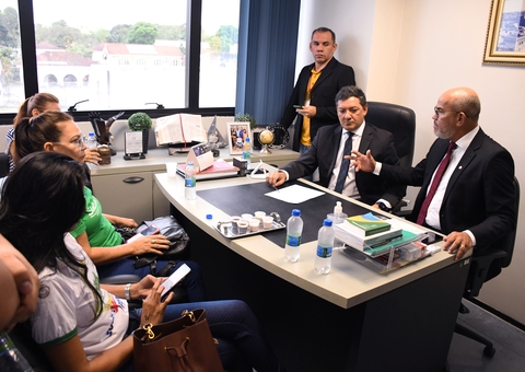 Deputados buscam manter reunião entre governo e Sinteam nesta quinta