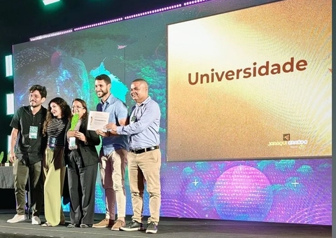 Nilton Lins conquista primeiro lugar no prêmio Jaraqui Graúdo