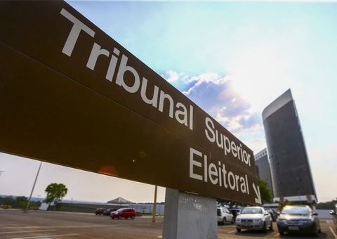 Supremo enviará a Lula nomes para duas vagas no TSE
