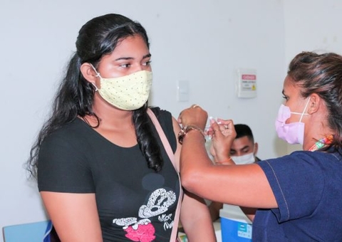 Cerca de 183 mil pessoas não tomaram 1ª dose de vacina contra Covid-19 em Manaus