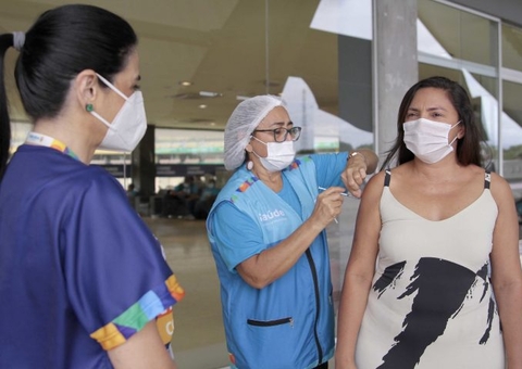 Manaus oferece 50 pontos de vacinação contra a Covid-19 nesta semana; veja
