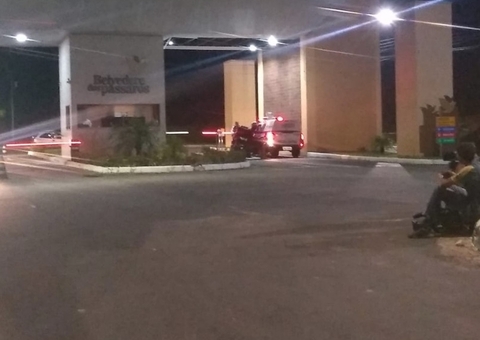 Caso Flávio: Justiça nega júri popular a Alejandro e absolve Paola Valeiko